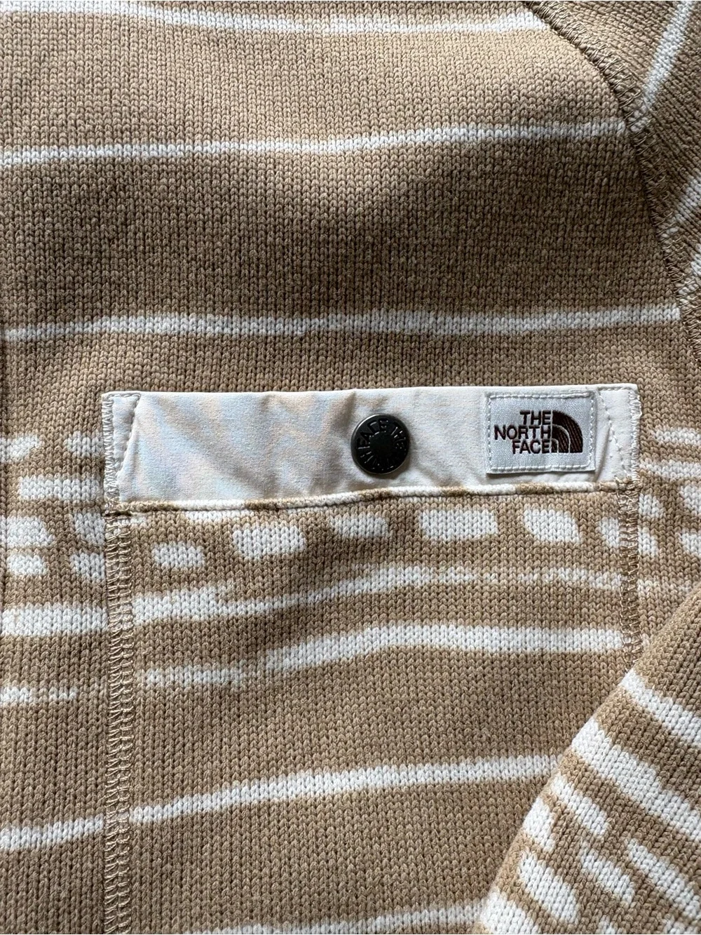 The North Face Men's Tan and White Patterned Half-Zip Fleece